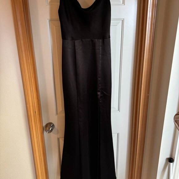 Amsale Bella Bridesmaids Chloe dress black fluid satin size 6 - Picture 3 of 12